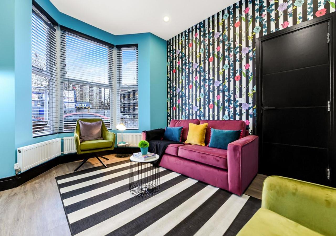 Bright & Colourful House - Best For A Large Groups 런던 외부 사진